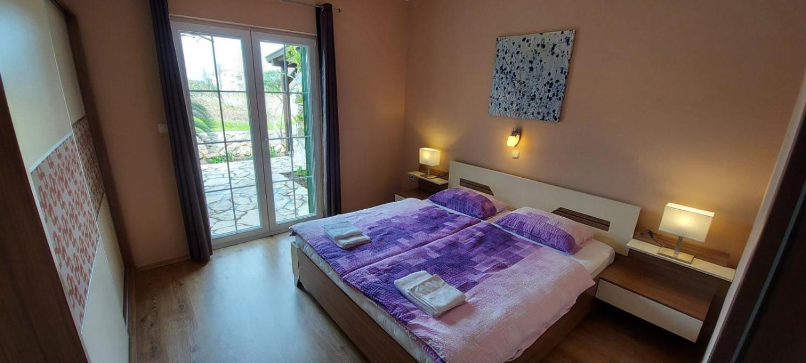 Apartments Batistic سوبيتارسكا دراغا المظهر الخارجي الصورة